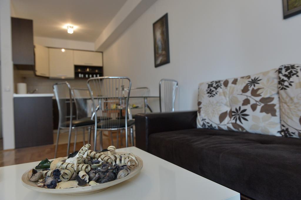 Park Srce Apartments Arandjelovac Rum bild