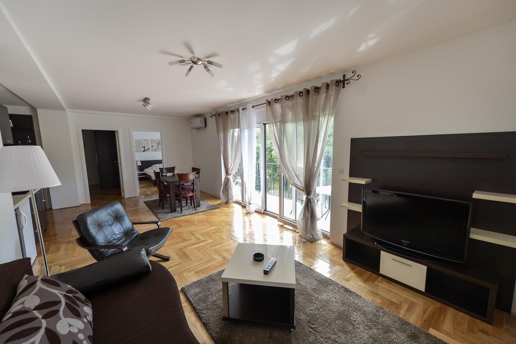 Park Srce Apartments Arandjelovac Rum bild