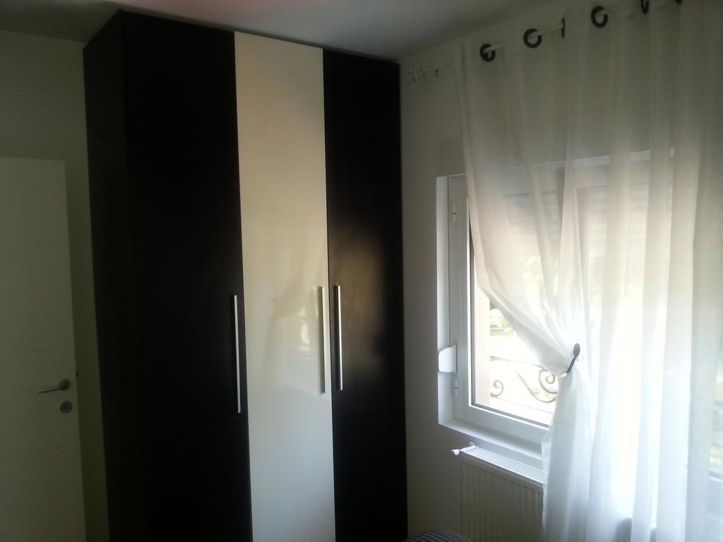 Park Srce Apartments Arandjelovac Rum bild